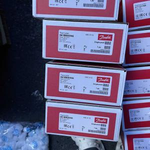 Danfoss Thermostat MBC8100 061B800366